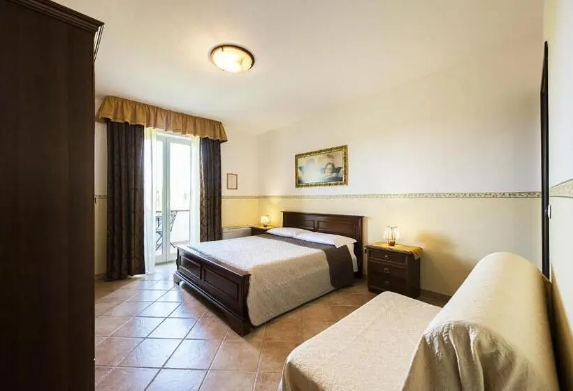 キングサイズベッドのスタンダードルーム, Agriturismo Il Fontanile