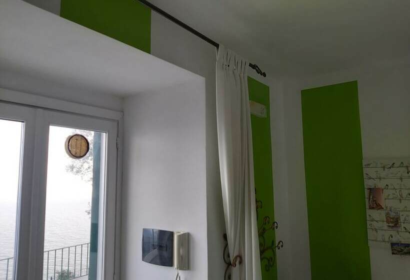 Triple Room Sea View, Residenza Gennaro