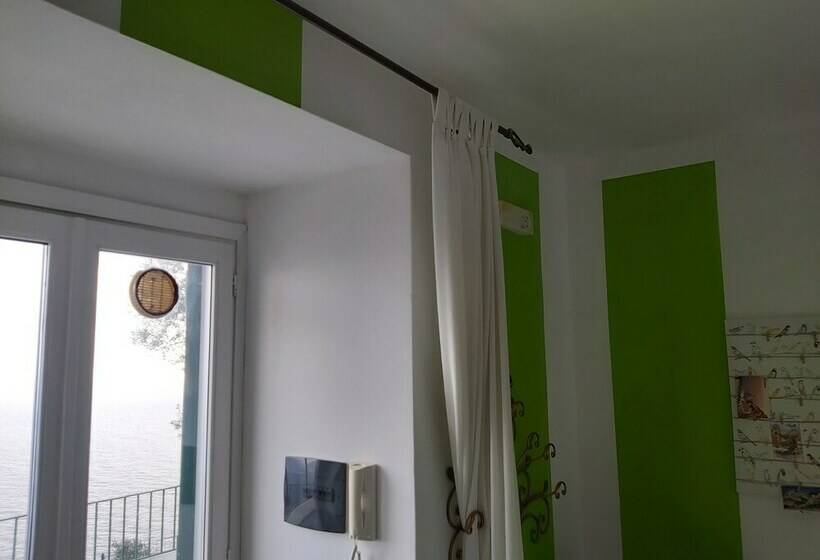 Triple Room Sea View, Residenza Gennaro