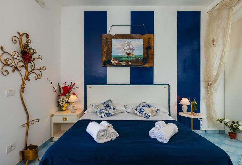 Triple Room Sea View, Residenza Gennaro