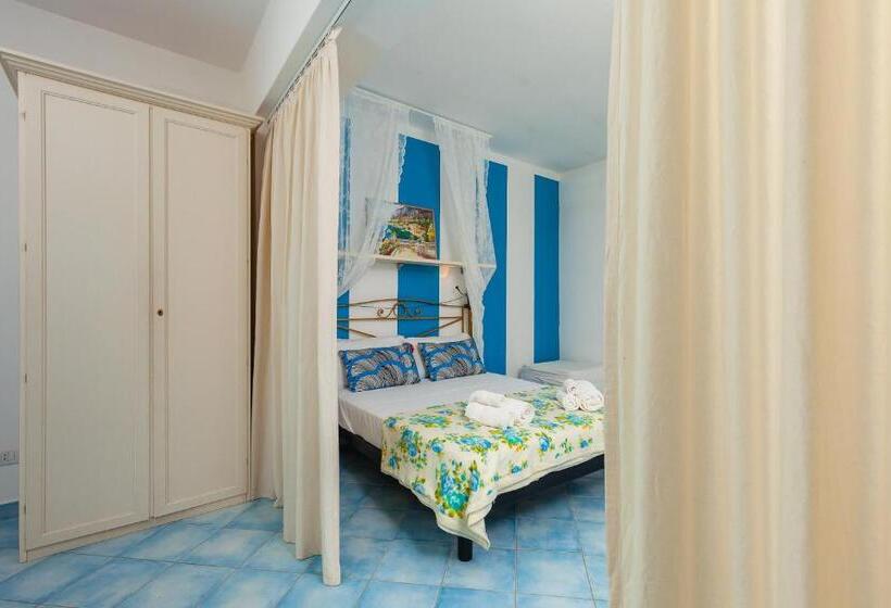 Triple Room Sea View, Residenza Gennaro