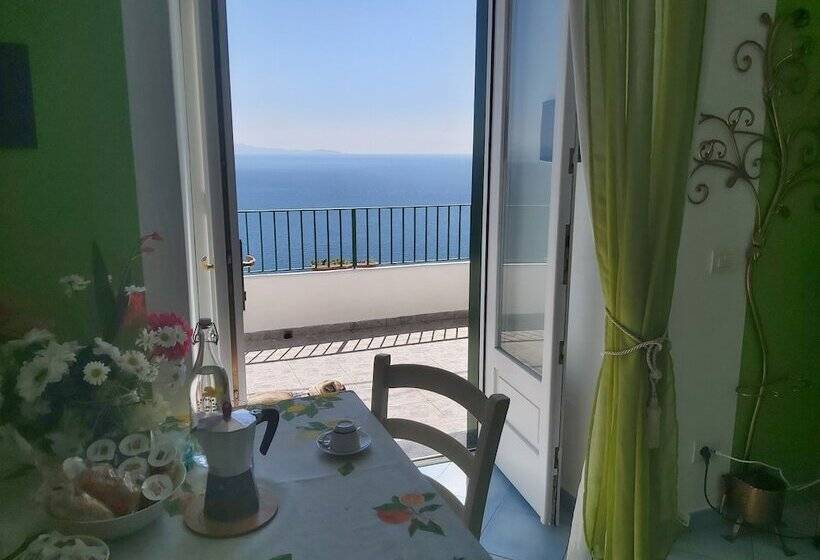 Triple Room Sea View, Residenza Gennaro