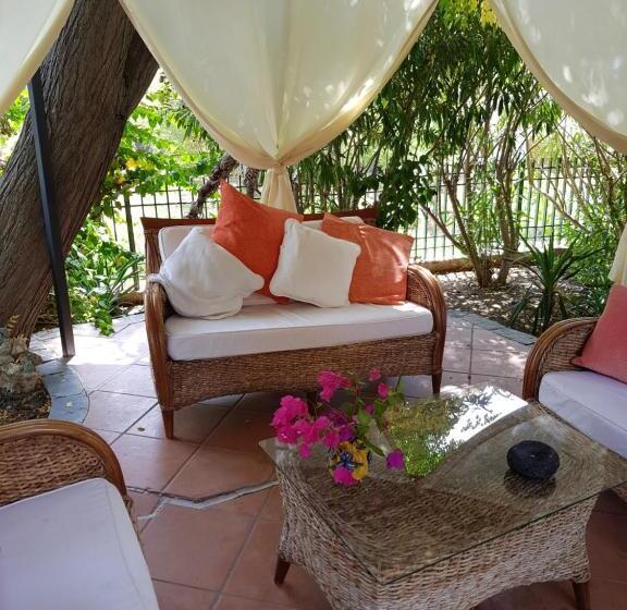 Люкс 2 Спальни, Villa Mariella Pittorino Camere In B&b