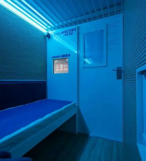 اتاق استاندارد یک تخته با سرویس بهداشتی مشترک, Resting Pods   Zzzleepandgo Bgy Airport