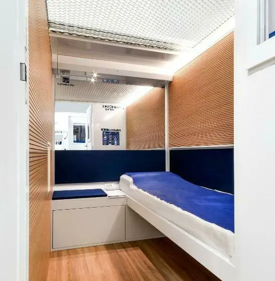 اتاق استاندارد یک تخته با سرویس بهداشتی مشترک, Resting Pods   Zzzleepandgo Bgy Airport