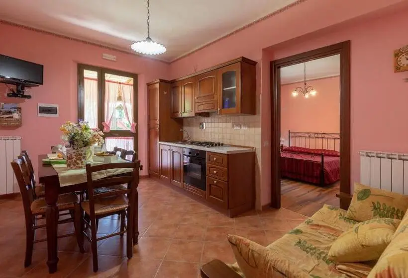 庭の見える１ベッドルームアパートメント, Agriturismo Le Dolci Colline