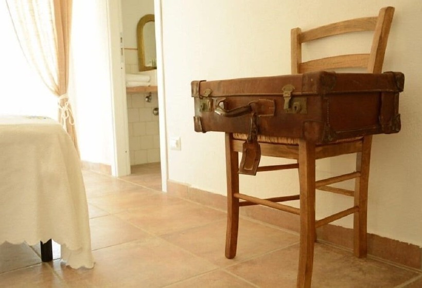 ガーデンビュースタンダードルーム, Casale Del Gelso