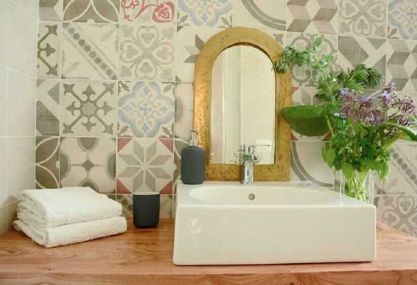 منزل 4 غرف نوم, Casale Del Gelso