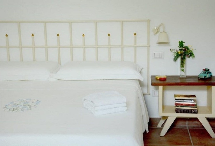 בית, 4 חדרי שינה, Casale Del Gelso