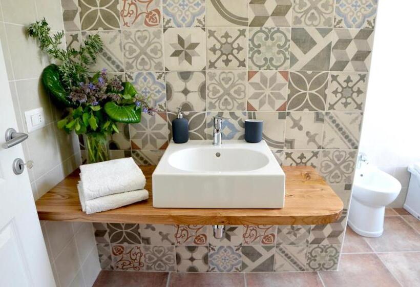 غرفة عائلية مطلّة علي الحديقة, Casale Del Gelso