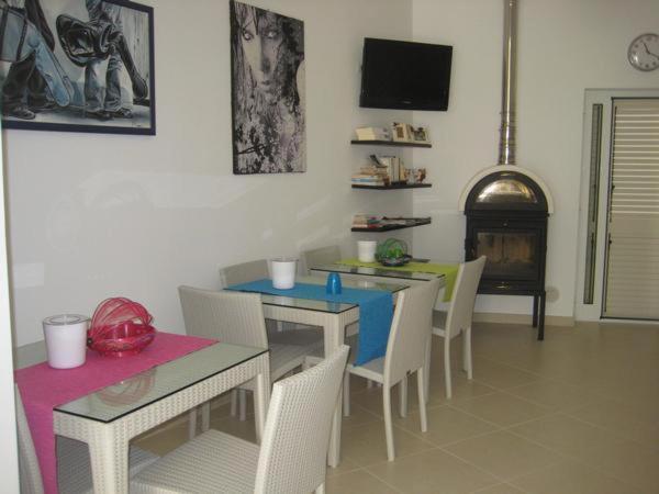 חדר סטנדרט לארבעה, La Poesia