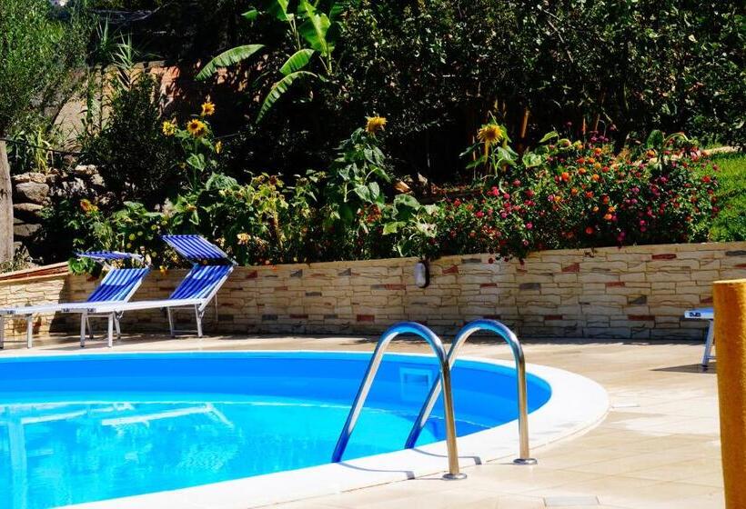 Номер Стандарт, Maremonti