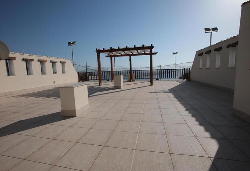 Вилла 3 Спальни, Maremonti