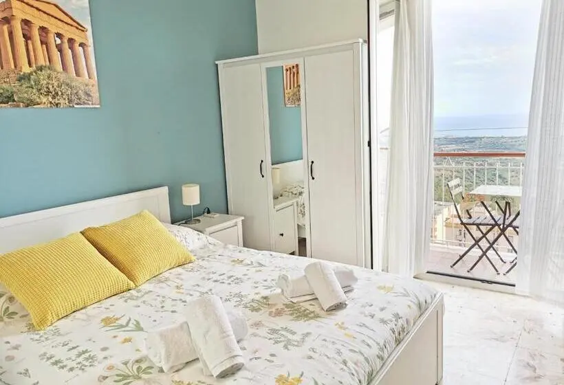 اتاق استاندارد چهار تخته با چشم‌انداز دریا, B&b Miravalle Agrigento