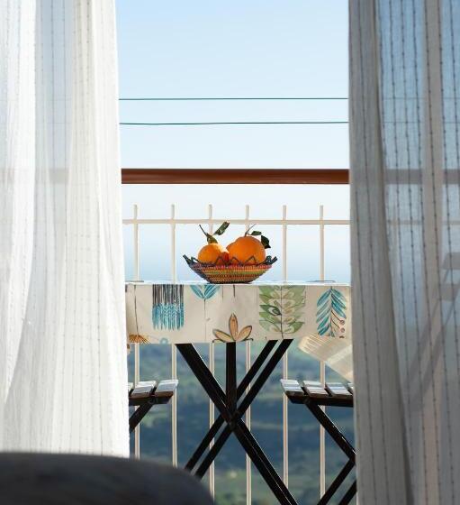 Четырехместный Номер Стандарт Вид на Море, B&b Miravalle Agrigento
