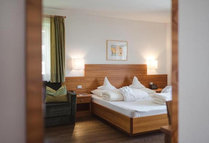 غرفة قياسية مزوَّدة بشُرفة, Appartements Schmied Hans