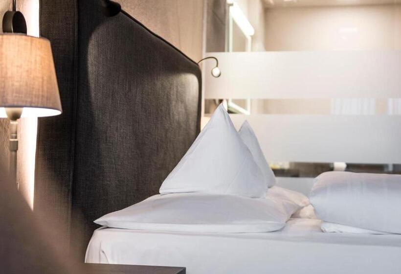 غرفة قياسية مزوَّدة بشُرفة, Appartements Schmied Hans