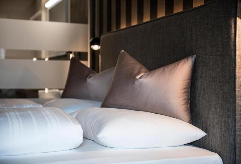 غرفة قياسية مزوَّدة بشُرفة, Appartements Schmied Hans