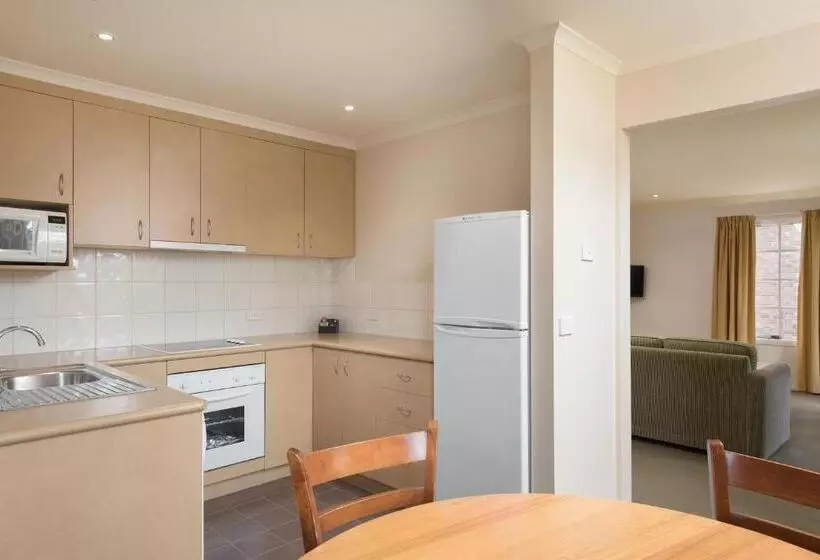 ویلای 2 خوابه, Country Club Villas