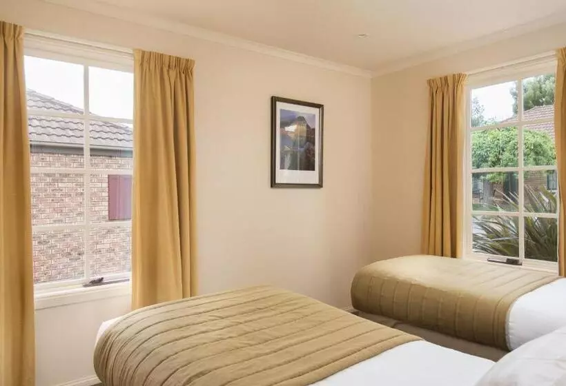 ویلای 2 خوابه, Country Club Villas