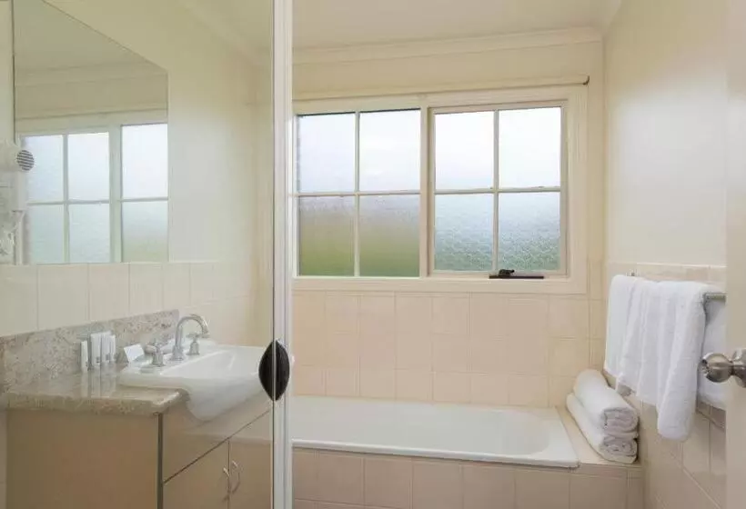 ویلای 3 خوابه, Country Club Villas