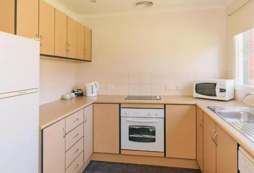 ویلای 3 خوابه, Country Club Villas
