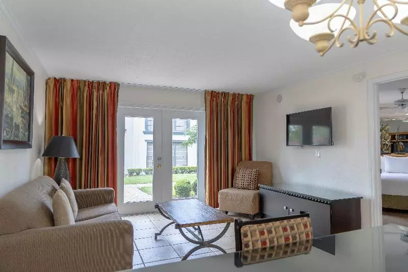 ویلای 2 خوابه, Country Club Villas