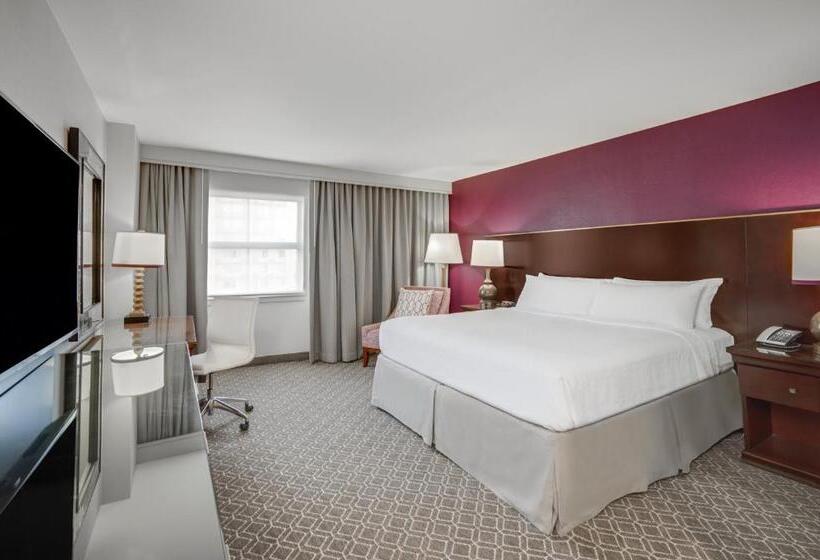 اتاق استاندارد با تخت بزرگ, Astor Crowne Plaza  Corner Of Bourbon Street