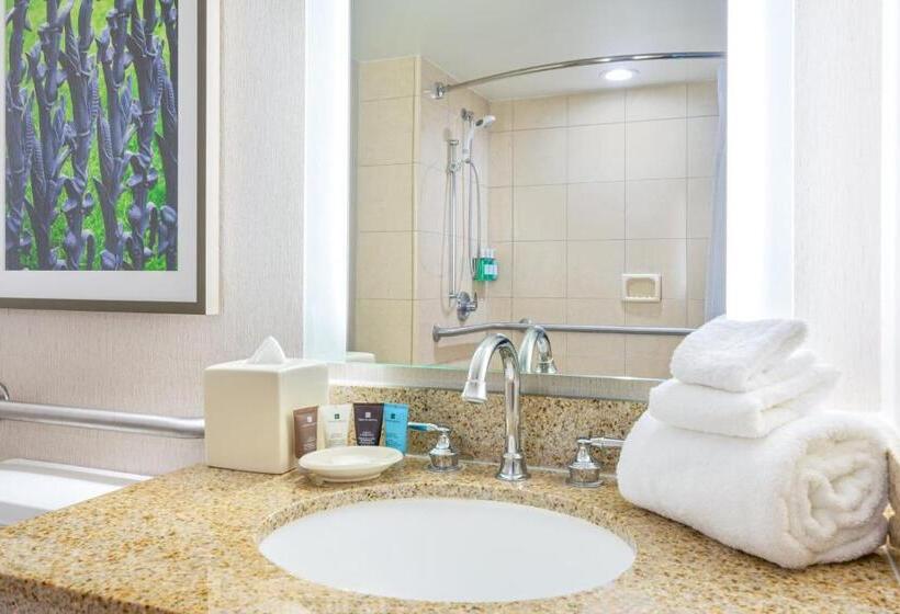 اتاق استاندارد, Astor Crowne Plaza  Corner Of Bourbon Street