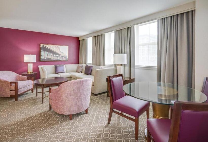 سوییت, Astor Crowne Plaza  Corner Of Bourbon Street