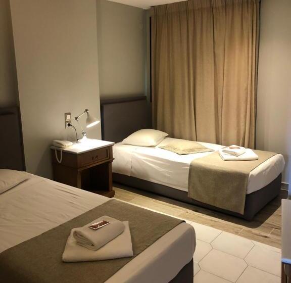 غرفة قياسية متصلة, Fedriades Delphi