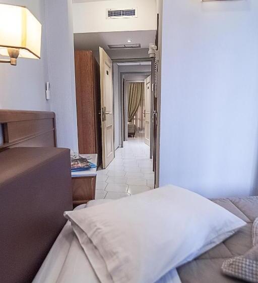 غرفة قياسية متصلة, Fedriades Delphi