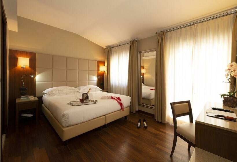 高级大房间, Fenice