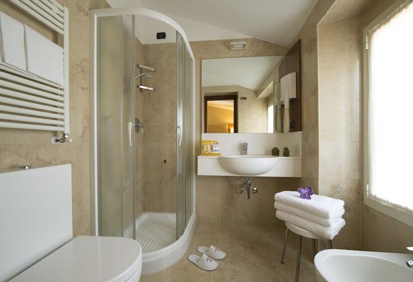 高级单人间, Fenice