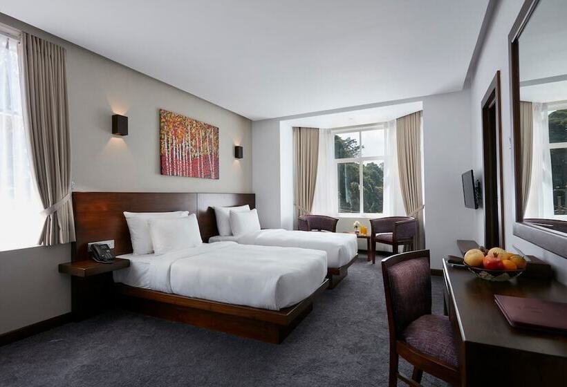 디럭스 룸 산전망, Galway Heights