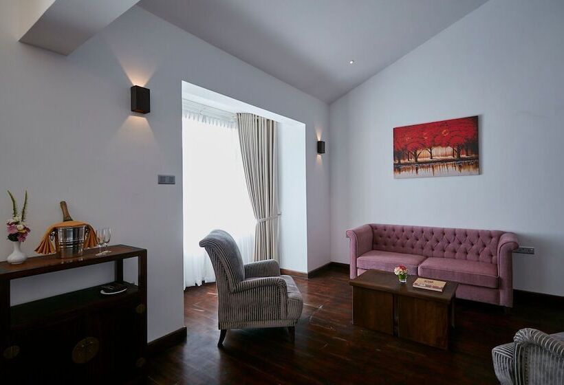 프레지덴셜 스위트, Galway Heights