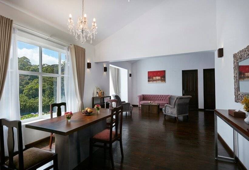 프레지덴셜 스위트, Galway Heights