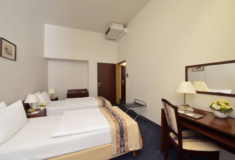 اتاق استاندارد, Danubius Hotel Hungaria City Center