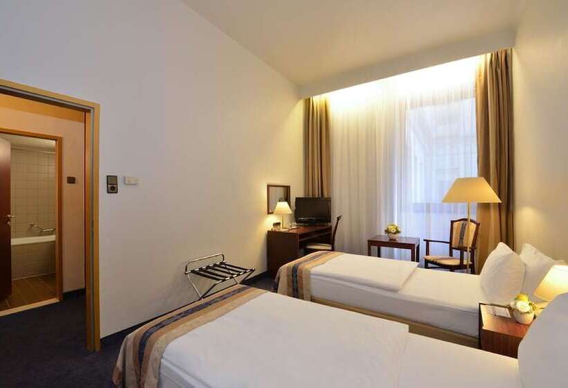اتاق استاندارد, Danubius Hotel Hungaria City Center