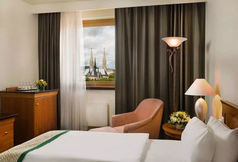 اتاق سوپریور, Danubius Hotel Hungaria City Center