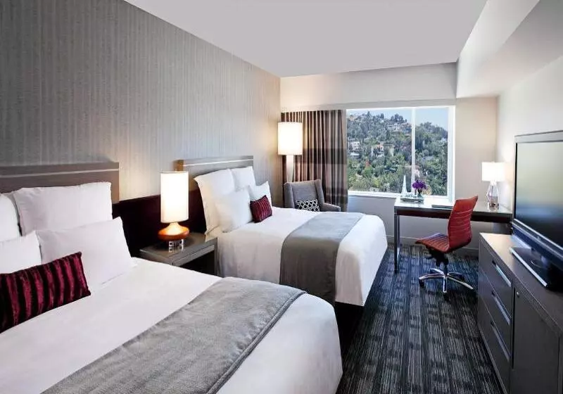 اتاق استاندارد, Loews Hollywood