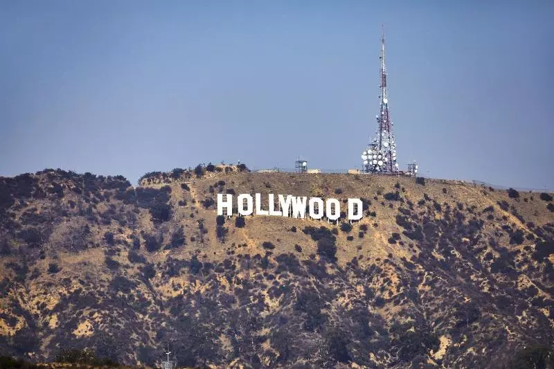 اتاق استاندارد با تخت بزرگ, Loews Hollywood