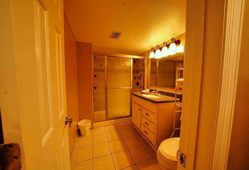 ファミリールーム, Sandals Inn