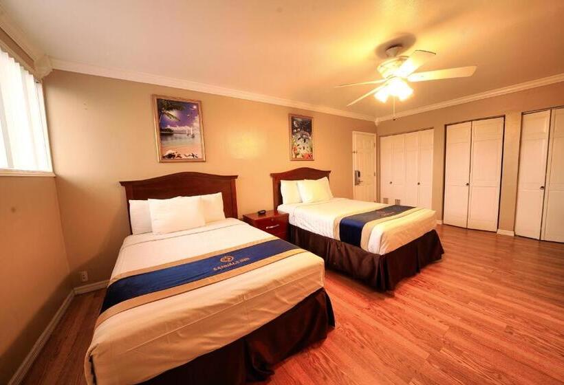 ファミリールーム, Sandals Inn