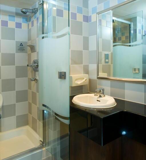 스탠다드 룸, Thatchers