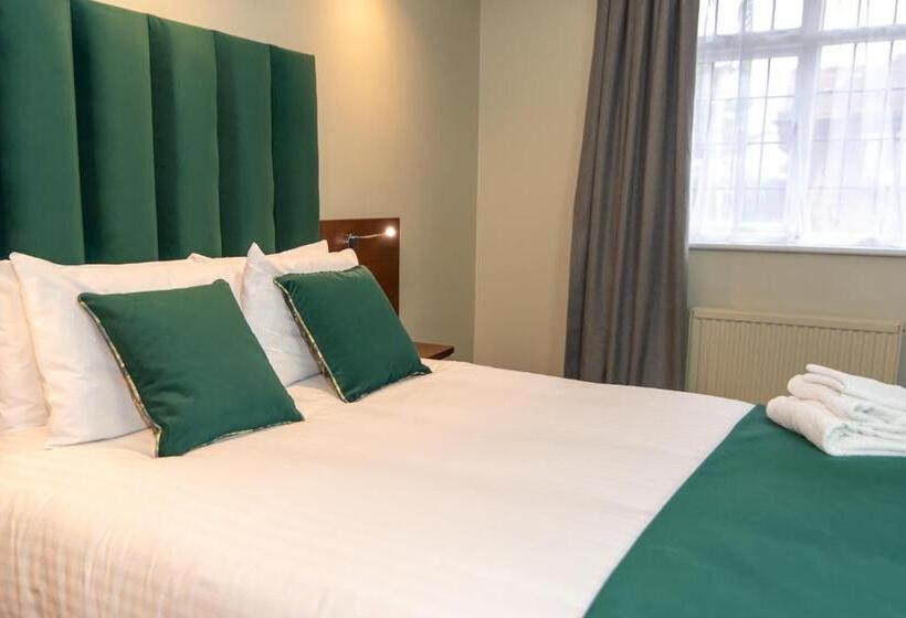 스탠다드 룸, Thatchers