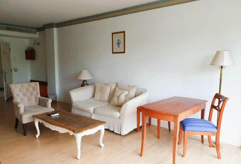 小型套房, The Royal Gems Golf Resort