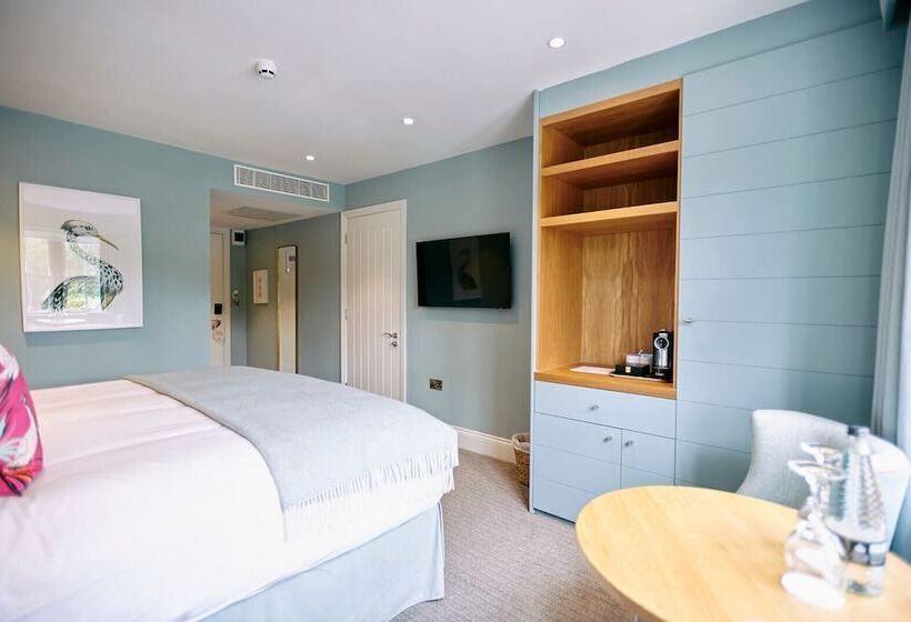 디럭스 룸, The Swan Hotel And Spa