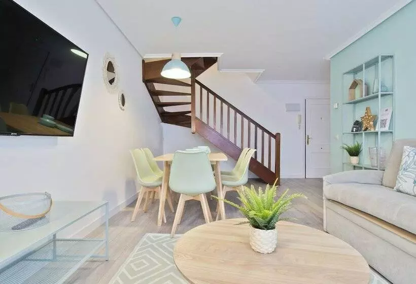 3ベッドルームデュプレックスアパート, Abba Comillas Apartments