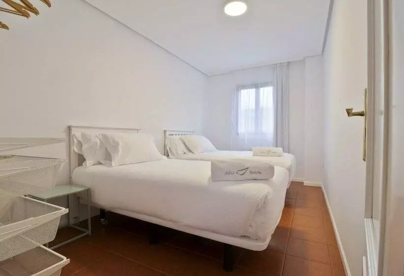 2ベッドルームアパートメント, Abba Comillas Apartments